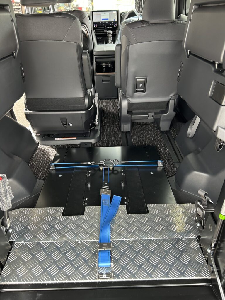 サイドシートリフト車内その2